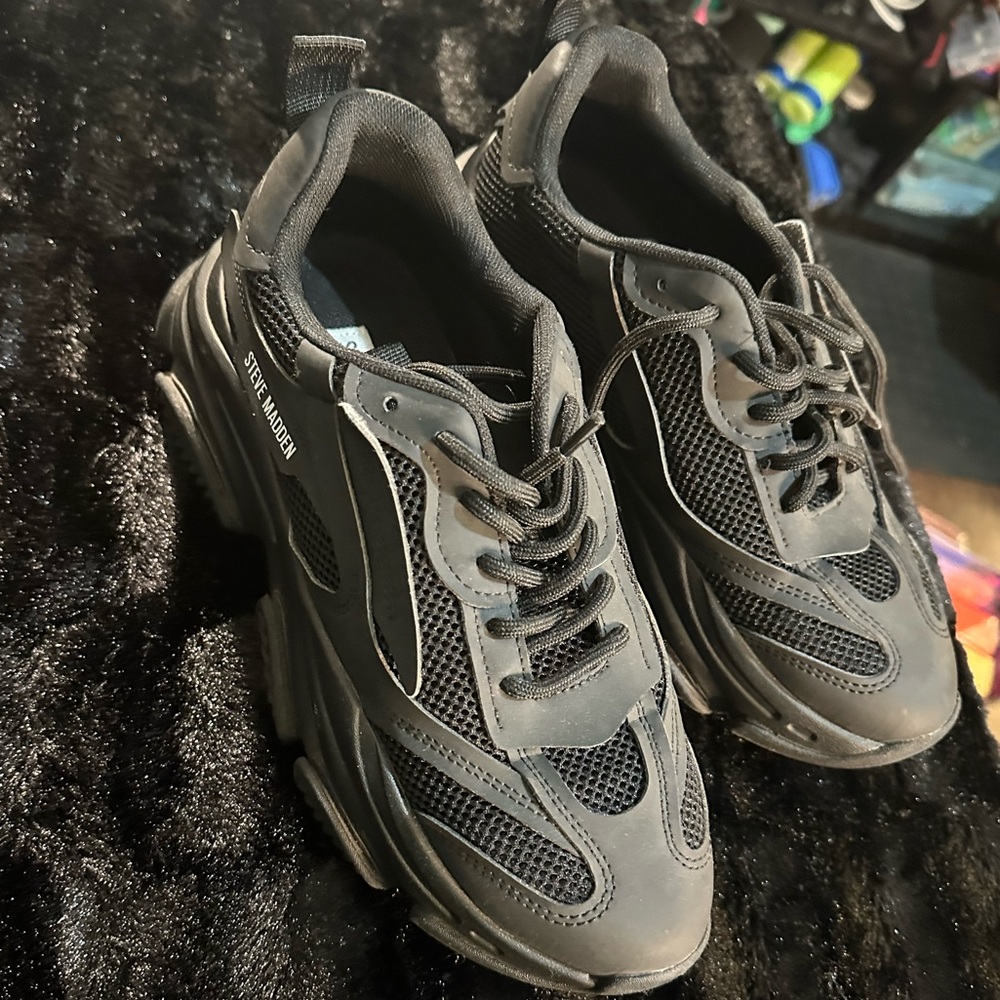 Steve Madden Dad Sneakers